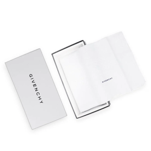 بكج جيفنشي (2 شماغ ابيض + 1 احمر كلاسيك)