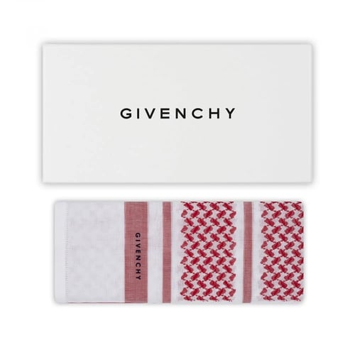 ثلاث اشمغة من جفنشي