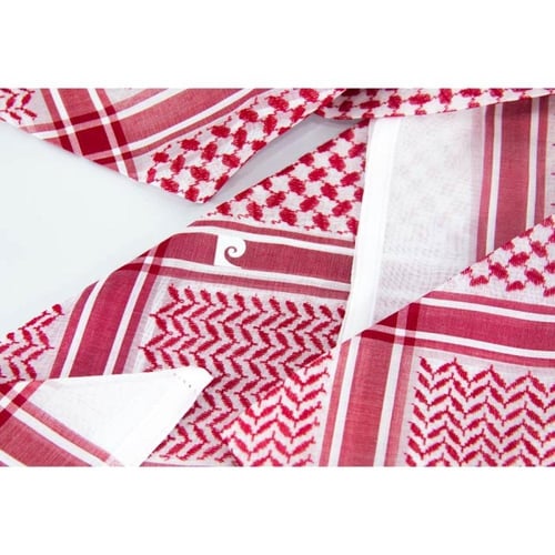 شماغ بييركاردان كلاسيك احمر