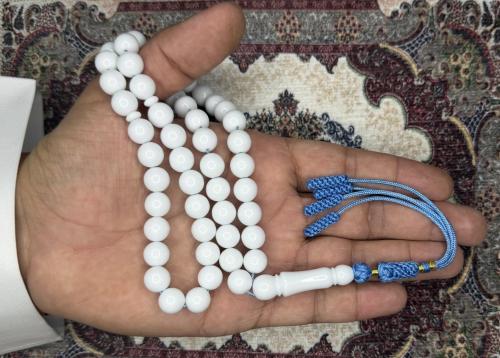 سبحة بكلايت أبيض مع كركوشة سماوية