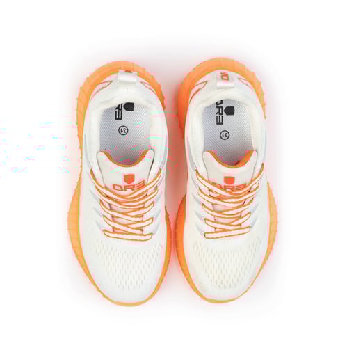 حذاء ولادي رياضي