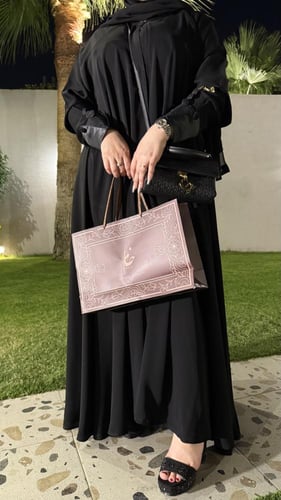 عبايه دبل كلوش بلاك بيري فيتنامي مع طرحه