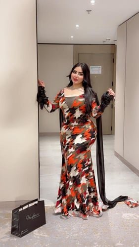 فستان استرتش اصلي مشجر فخم مزين ب اكمام هدب