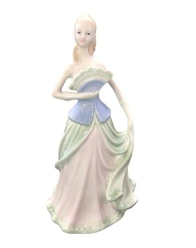 تحفة منزلية | Porcelain Lady