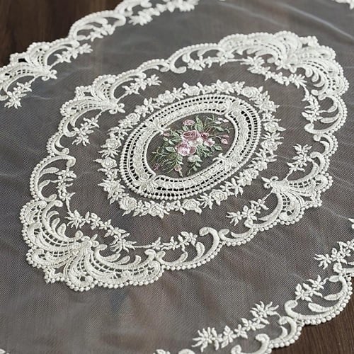 مفرش دانتيل موكا | Lace Oval 46x73 cm Mocha