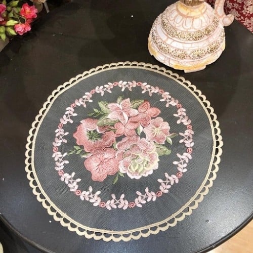 مفرش دانتيل موكا 28 سم | Lace Table Mocha 28 cm