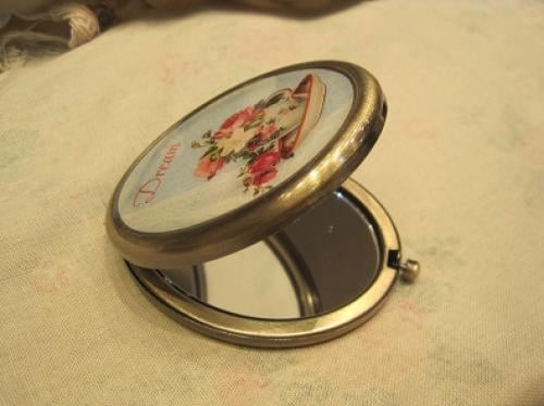 مرأة شنطة او جيب صغيرة | Compact Mirrors