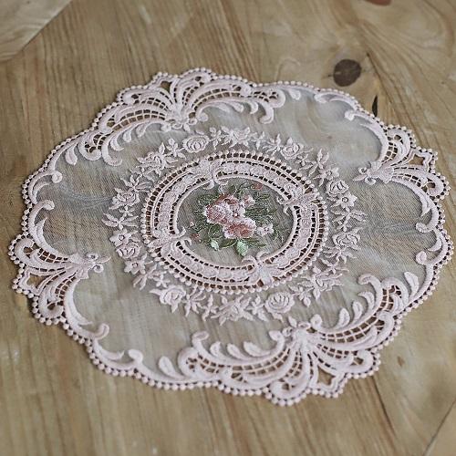 مفرش مائدة دانتيل قطن 28 سم لون وردي | Cotton lace...
