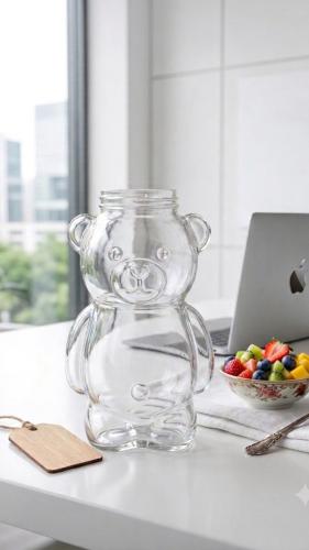 The glass teddy bear cup