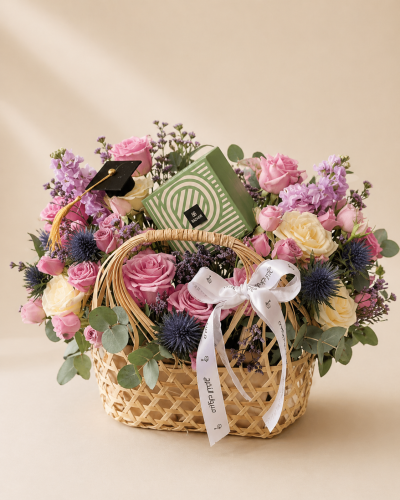 تنسيق الشكولاته والورد