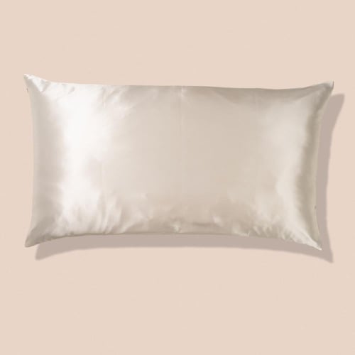 ‏Pillowcase stander - White