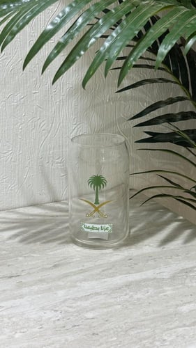 اكواب بشعار سيفين ونخلة