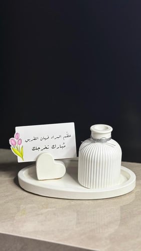 اطقم للمناسبات بلون ابيض