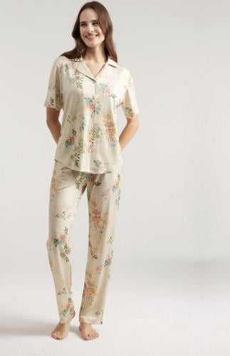 بجامه نسائي مشجرة