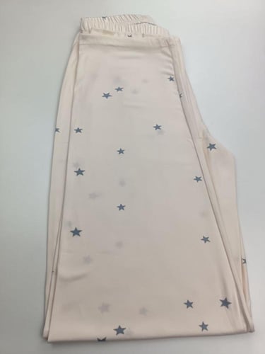 بجامه نسائي رمادي بنقوش نجوم