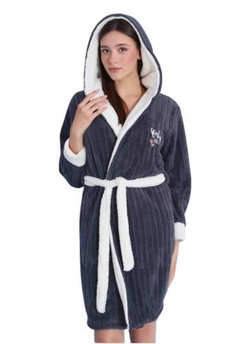 روب نسائي رمادي بغطاء رأس