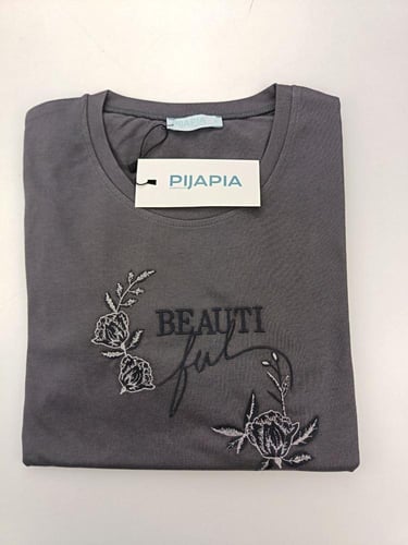 بجامه نسائي رمادي مشجر