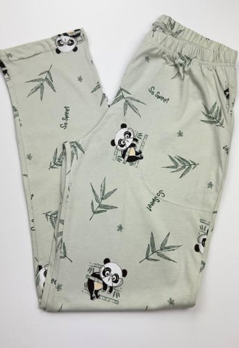 بجامه نسائي اخضر فاتح بطبعة باندا