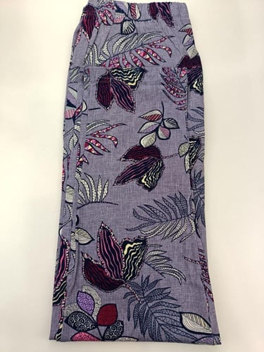 بجامه نسائي عنابي مشجرة