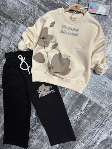 طقم بناتي بيج