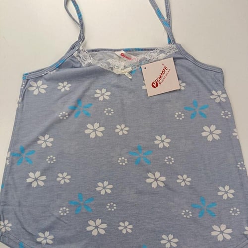 بجامه نسائي رمادي قصيرة