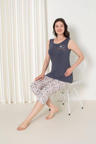 بجامه نسائي برمودا رمادي