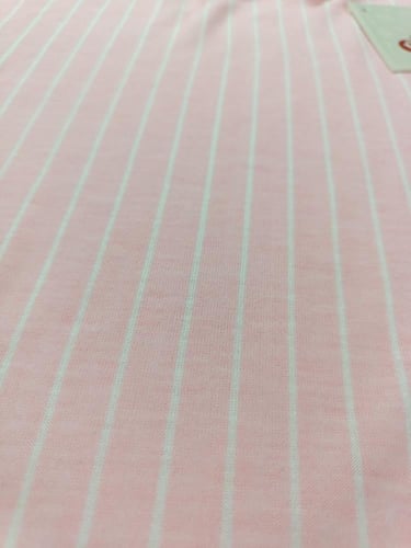 بجامه نسائي وردي مخطط قصيرة