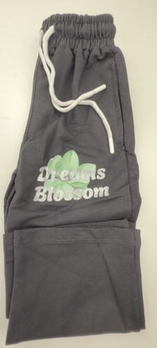 طقم بناتي 3-10 سنوات