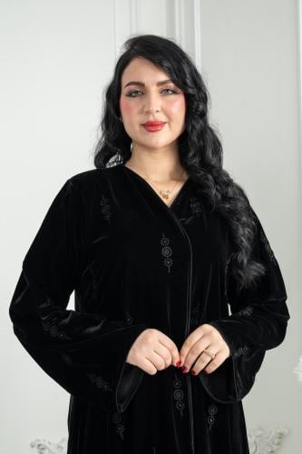 عباية مخمل تيجان بتطريز فاخرة