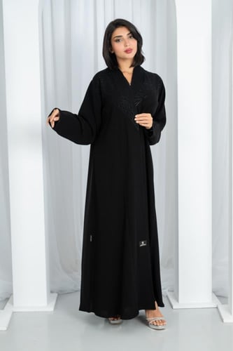 عباية طقم ملكي كوري درجه اولى تطريز اراي على الصدر...