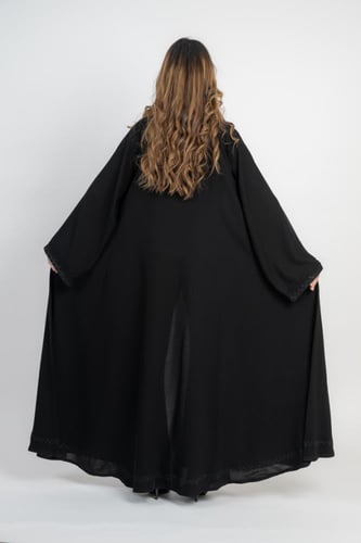 عباية كلوش قماش تيجان الأصلي – فخامة ناعمة بطلة را...