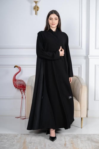 عباية كريب ملكي بتصميم عصري وفخم