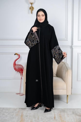 عباية سيدة الخليج كريب فيراري