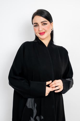 عبابة كريب فخامه نص كلوش بتصميم أنيق