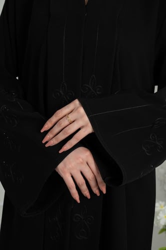 عباية نص كلوش فخامة ياقة كرستال