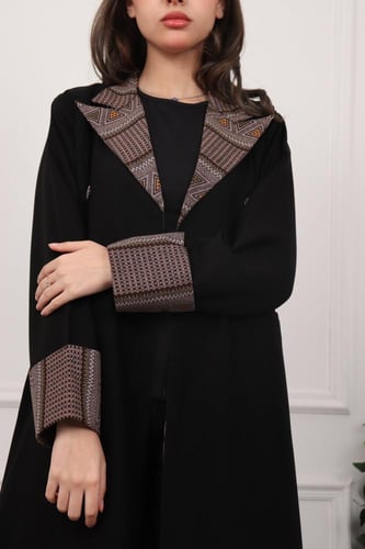 عباية الأناقة الكشميرية