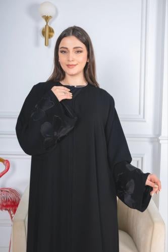 عباية سيراميك سواد فاحم نص كلوش بتطريز ورد كمبيوتر