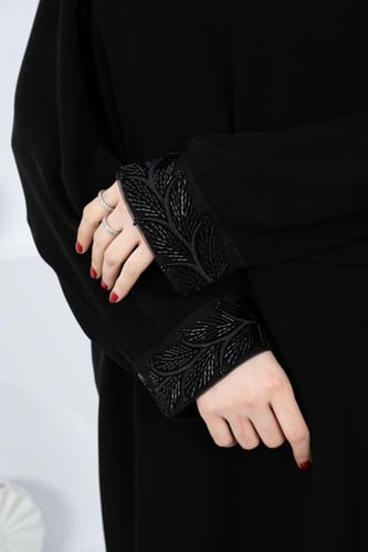 عباية رأس كلفة تطريز