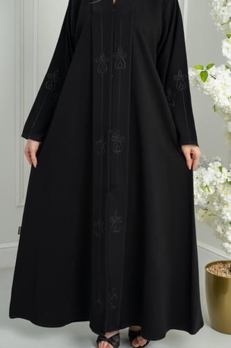 عباية نص كلوش فخامة ياقة كرستال