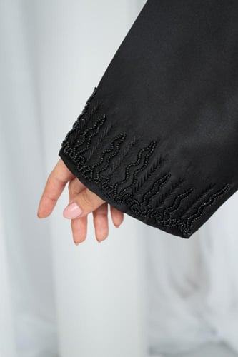 عباية طقم ميكاتو اناقه لف نص كلوش واكمام عادي شغل...