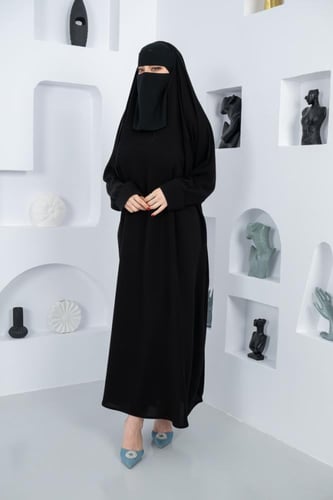 عباية رأس بأكمام كبك