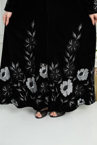 عباية نص كلوش مخمل تيجان درجة أولى