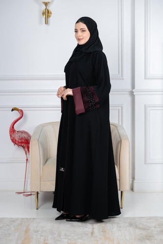 عباية كريب فيراري درجة أولى بتطريز عنابي وذهبي