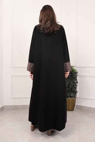 عباية الأناقة الكشميرية