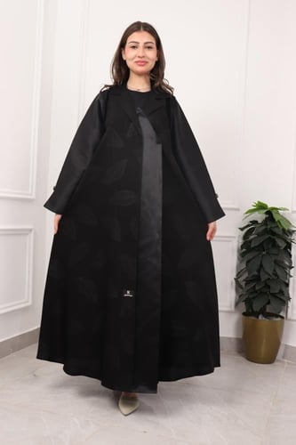 عبايه بقماش مشجر قلبه نص كلوش