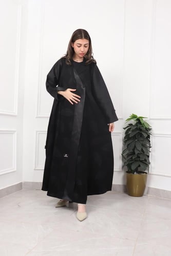 عبايه بقماش مشجر قلبه نص كلوش