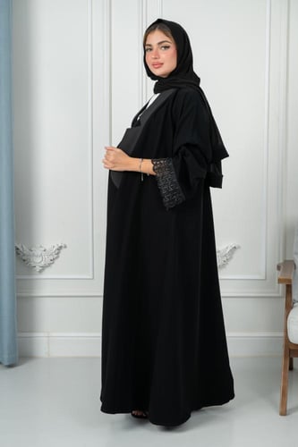 عباية كريب سيراميك درجة أولى بسواد فاحم وأكمام مرب...