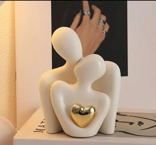 تمثال رومانسي للزوجين - ديكور لوحة القيادة باللوني...