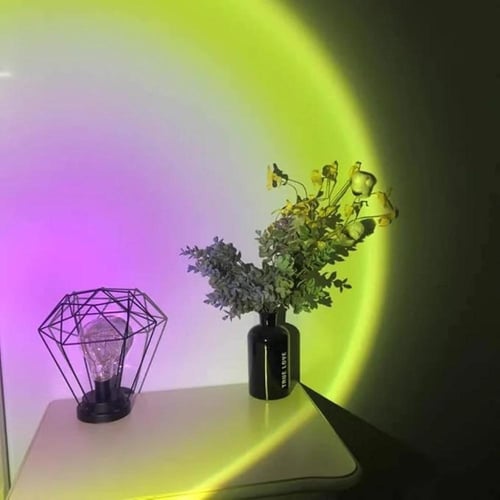 إضاءة غروب الشمس الساحرة