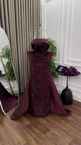 فستان أماسي